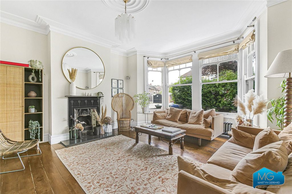 Property photo 3 of 31 Picture No. 70