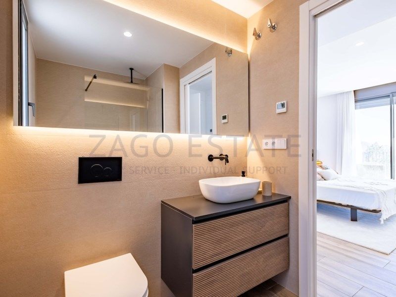 Property photo 3 of 35