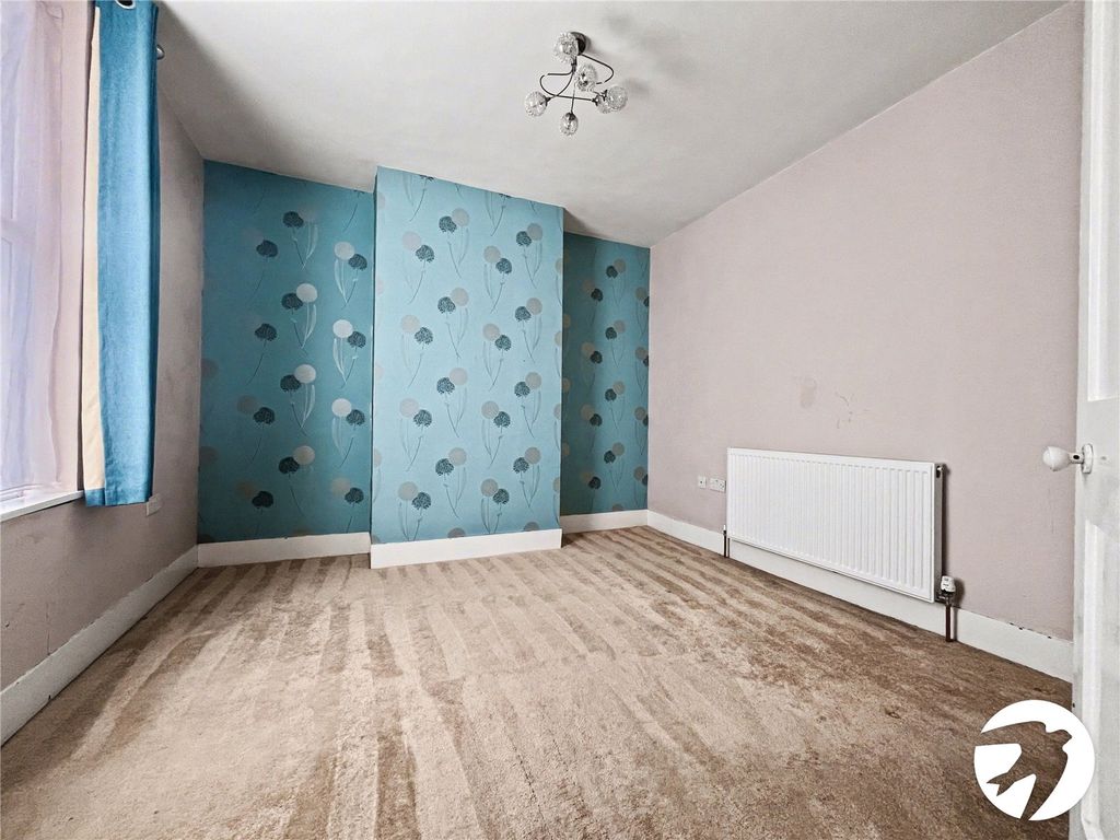 Property photo 2 of 12 Picture No. 06