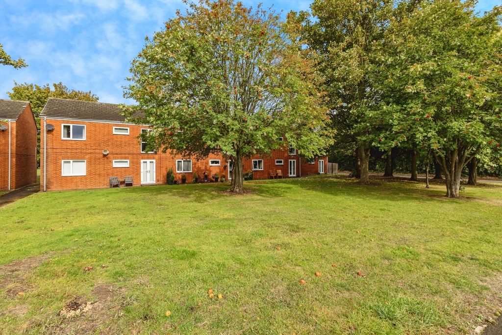Property photo 2 of 15 Photo