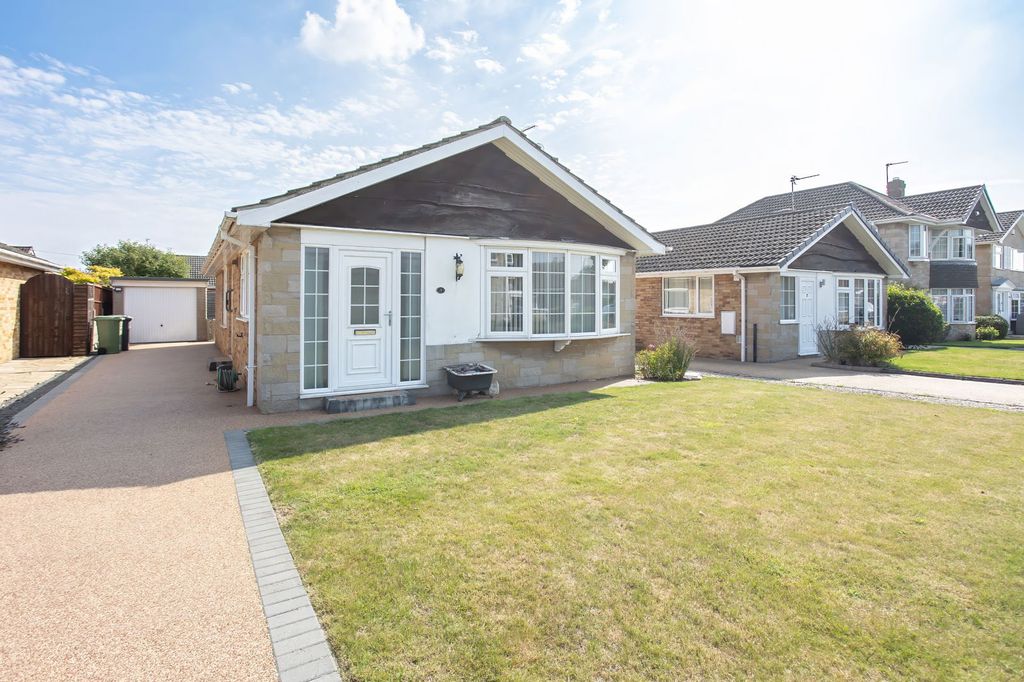 Property photo 1 of 16