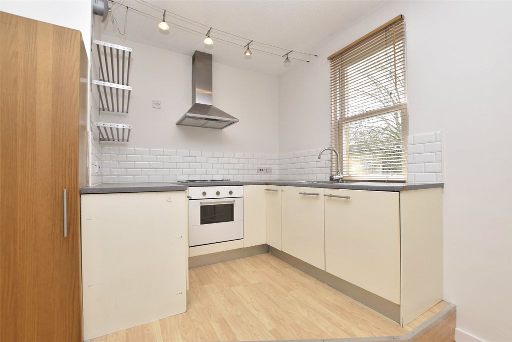 Property photo 3 of 10 Picture No. 19