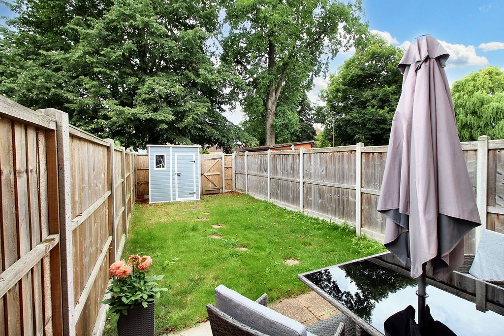 Property photo 2 of 16