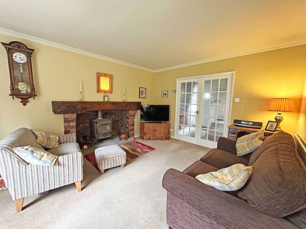 Property photo 3 of 30