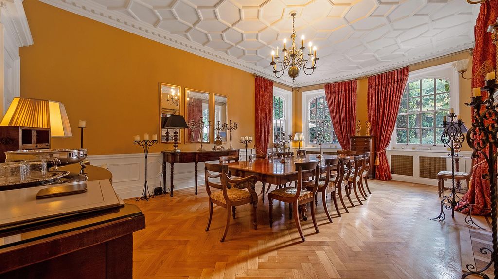 Property photo 3 of 47