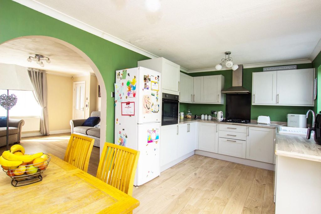Property photo 2 of 17 The Meadows (14).Jpg