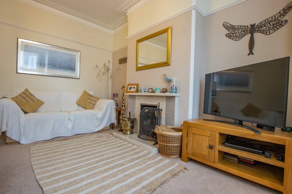 Property photo 3 of 23 5131708