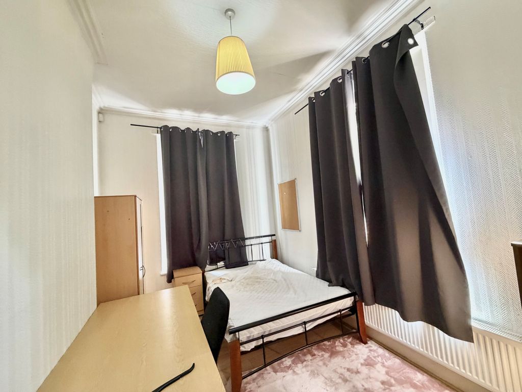Property photo 1 of 13 Image