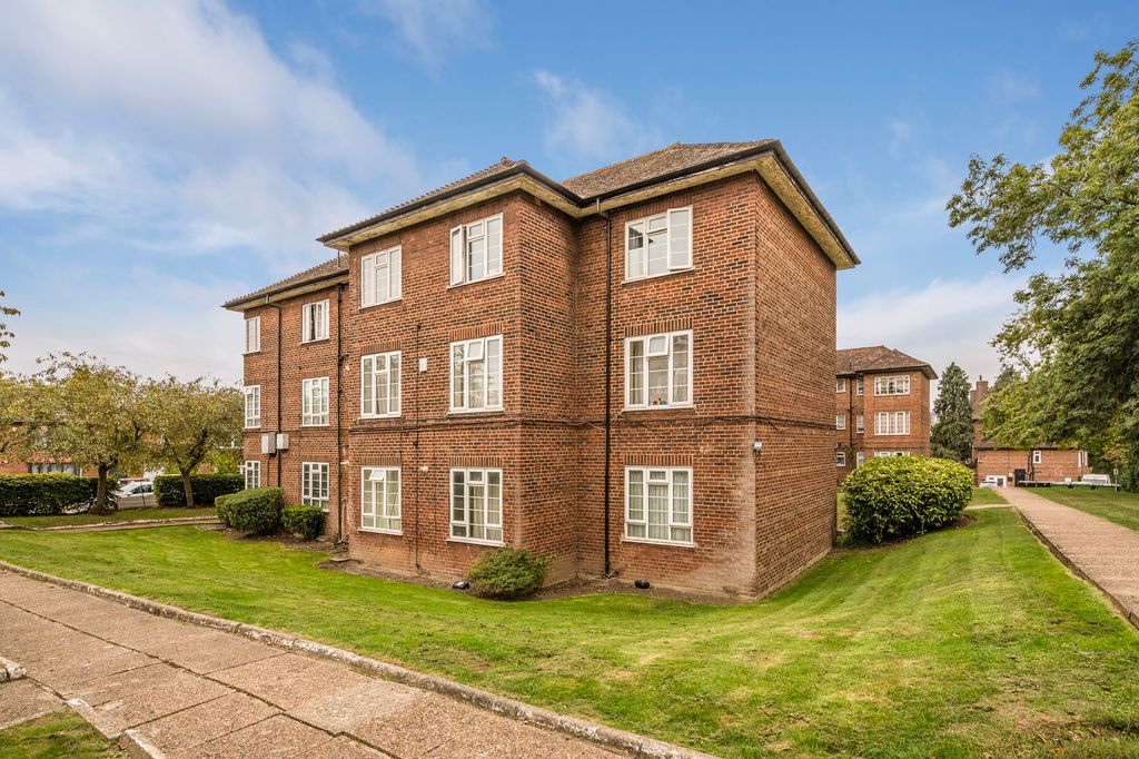 Property photo 1 of 10