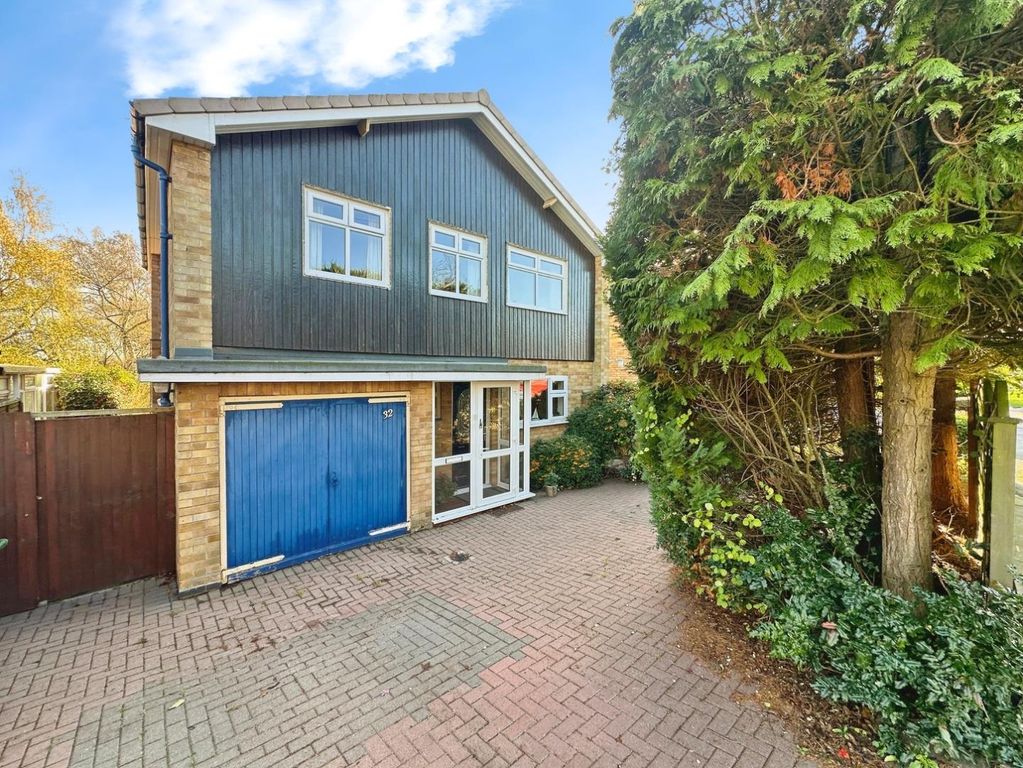 Property photo 1 of 18 Front View