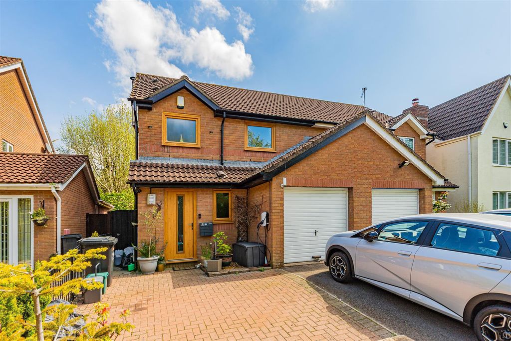 Property photo 1 of 22 21 (27 Of 28).Jpg