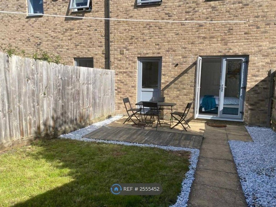 Property photo 1 of 35