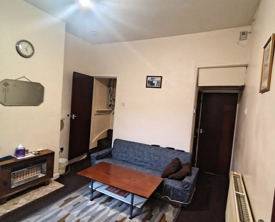 Property photo 3 of 8