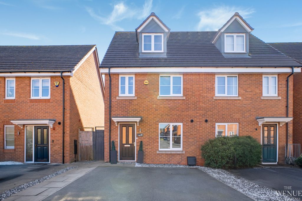 Property photo 1 of 34 4033364