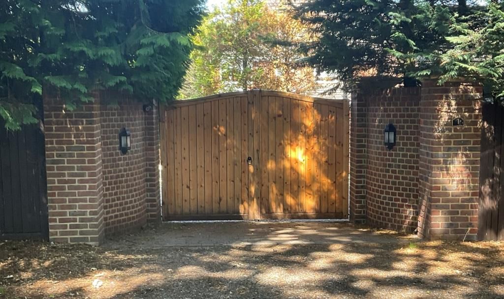 Property photo 3 of 35 External View