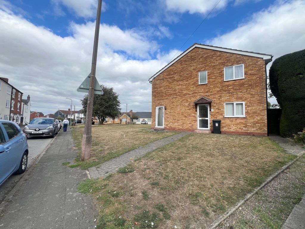 Property photo 1 of 12