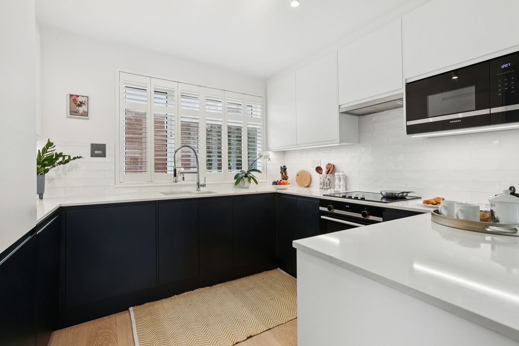 Property photo 2 of 22 Kitchen