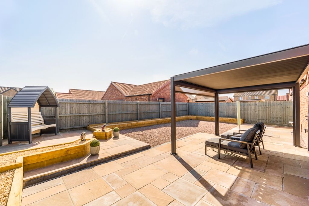 Property photo 2 of 26 6 Spinney Close (Holbeach)-8