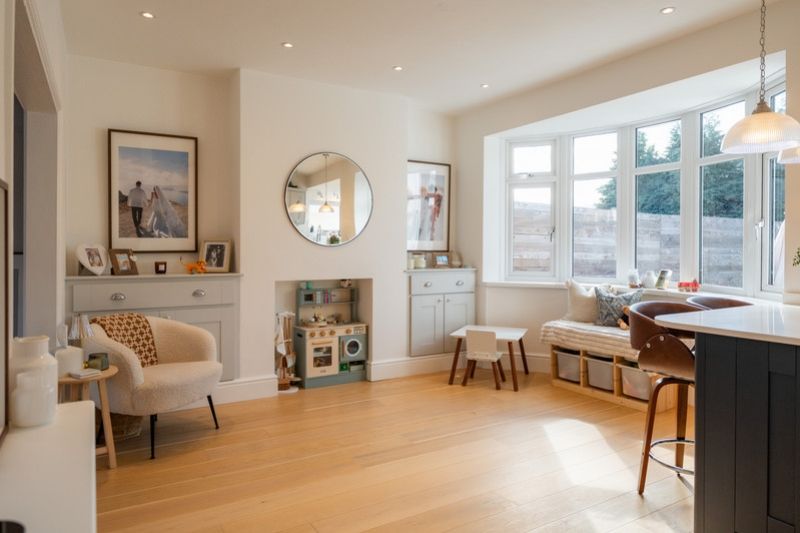 Property photo 2 of 27 Beaufort-Road-8_3d28-4Ec3-Eaa0-9Bba-5129-A991-8E13