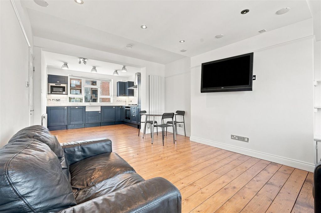 Property photo 1 of 17 1