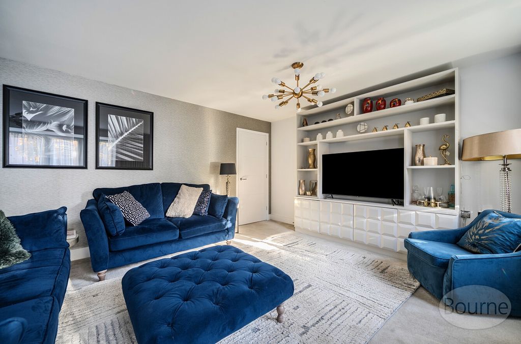 Property photo 3 of 20 A1Ab8Db0-4B53-49c...