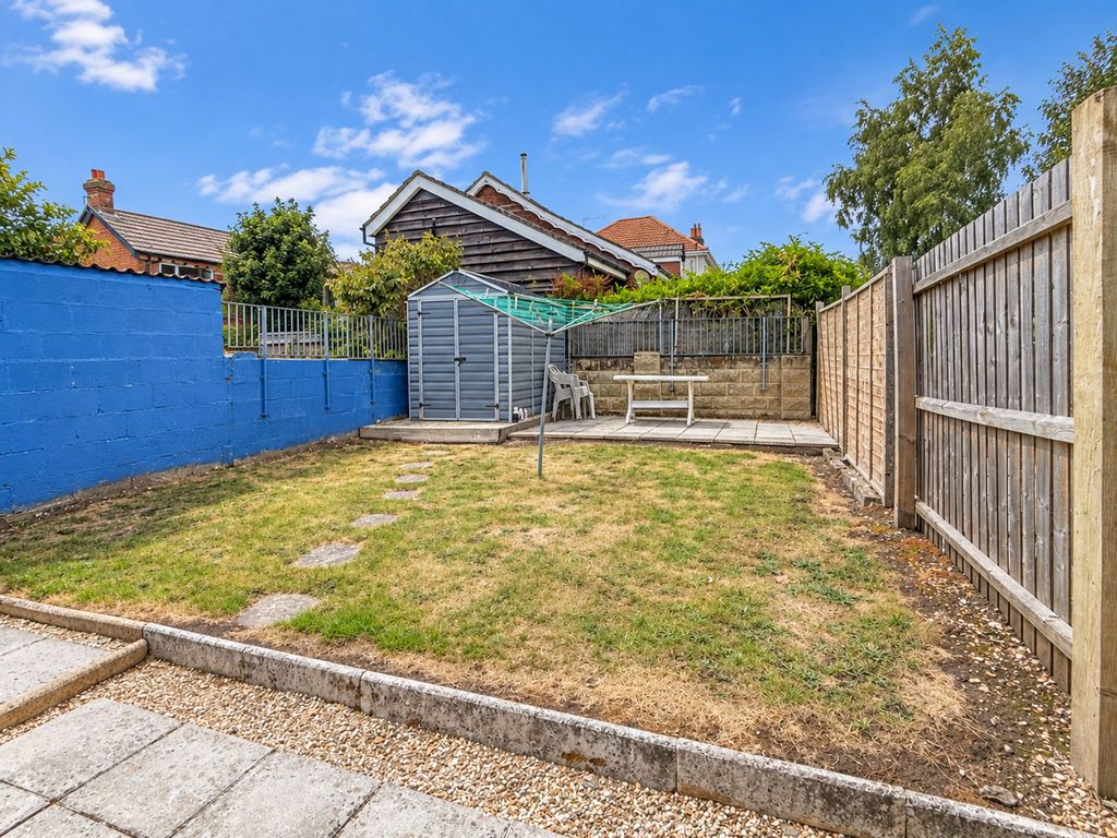 Property photo 3 of 12