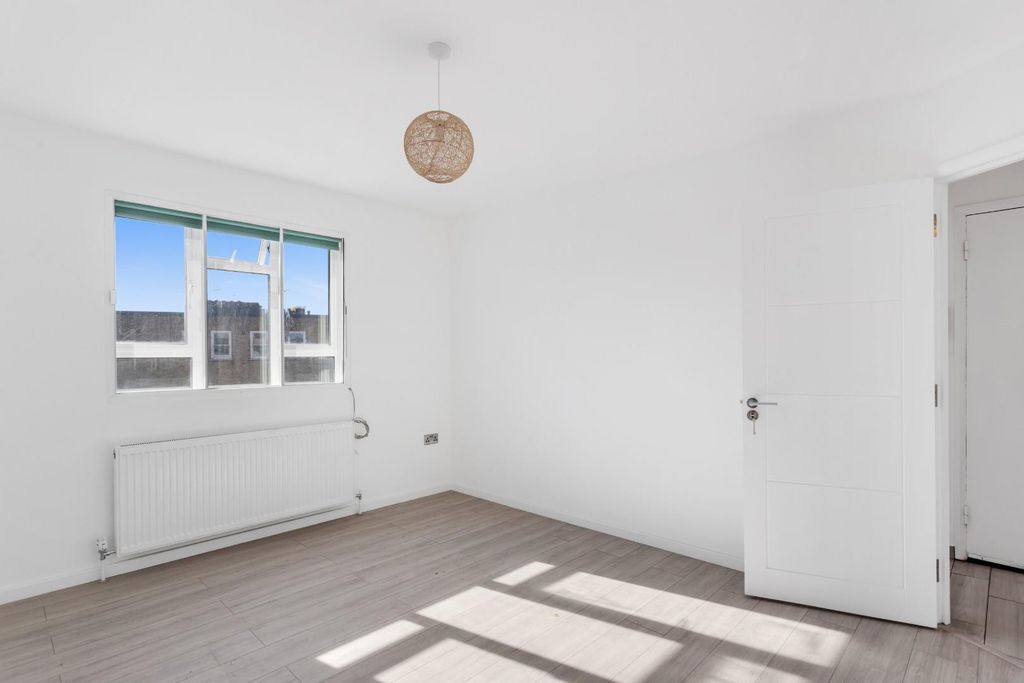 Property photo 3 of 11 Img_6164.Jpg