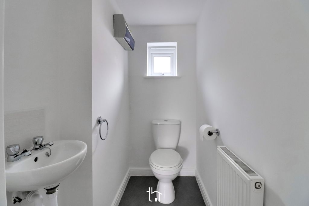 Property photo 3 of 15 Img_5897-Img_5899