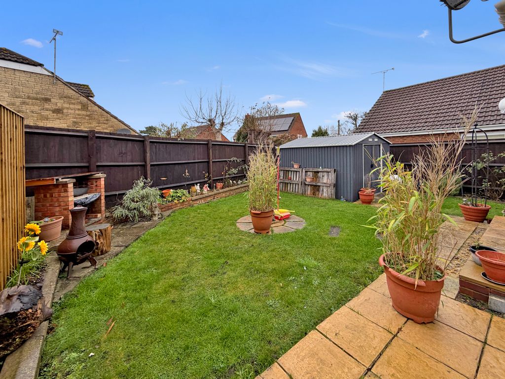 Property photo 2 of 20