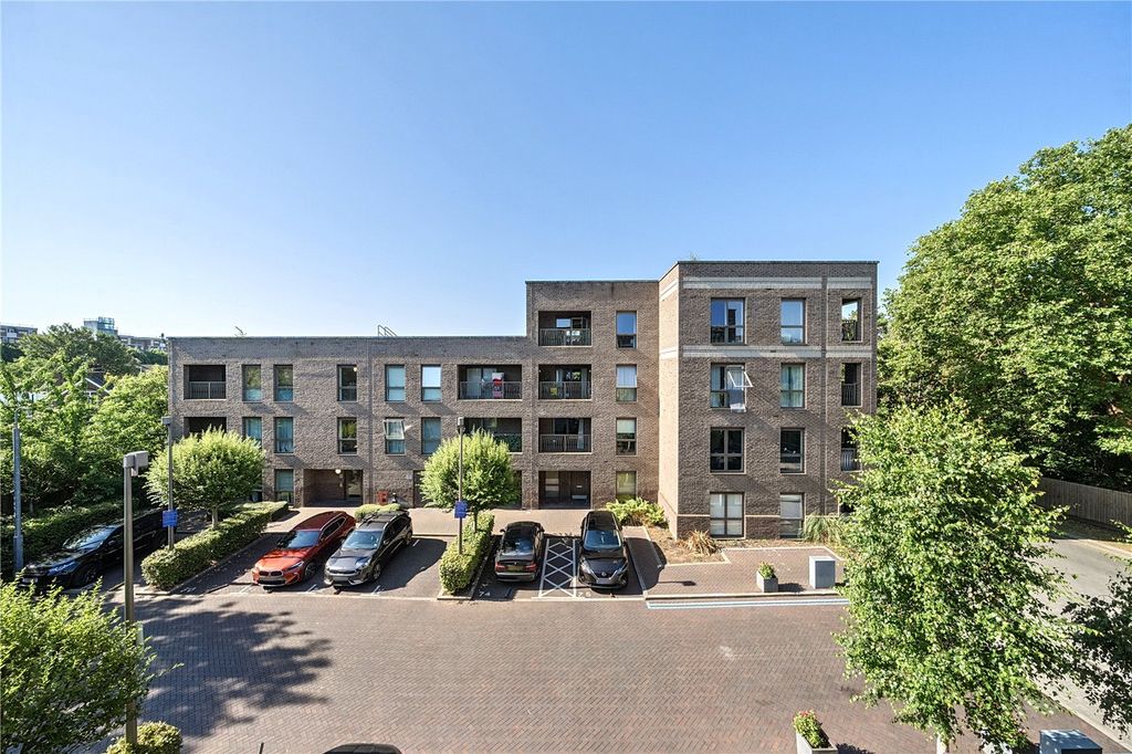 Property photo 1 of 19 Picture No. 20