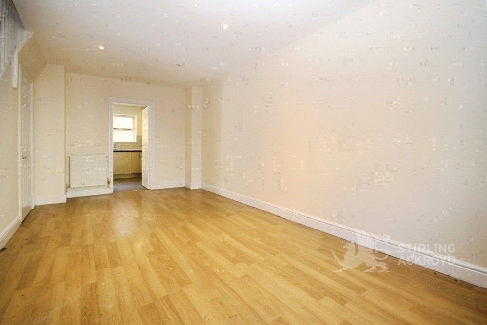 Property photo 2 of 7 Living Room