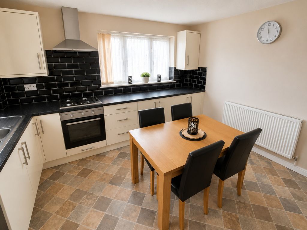 Property photo 3 of 8 3568532