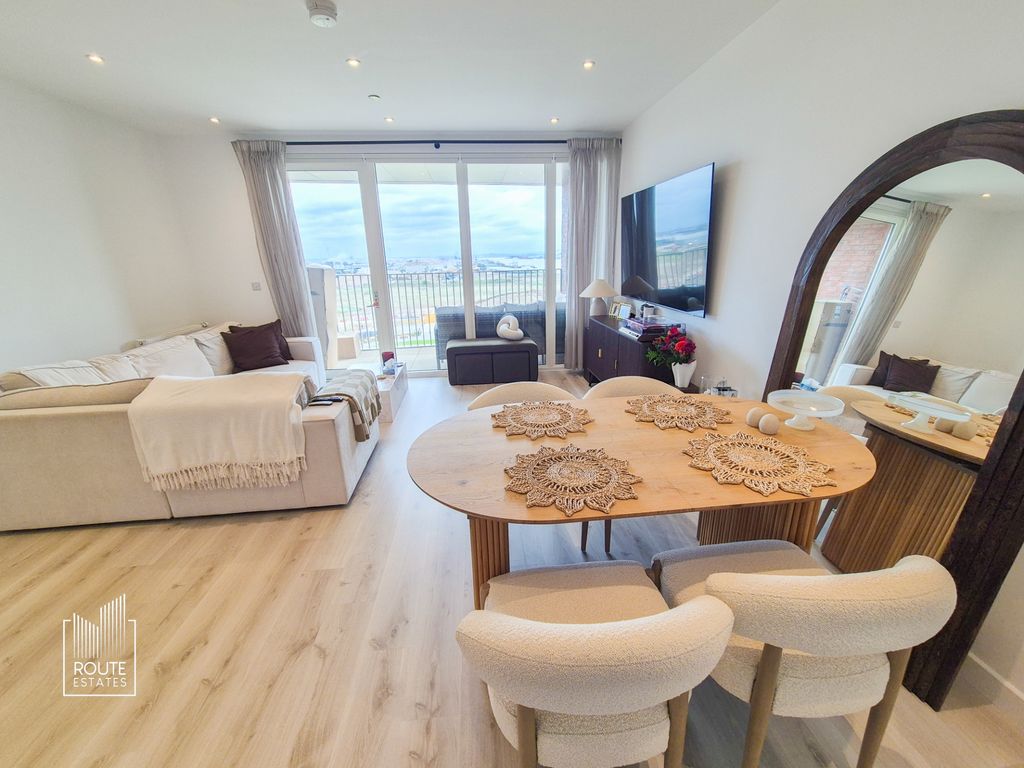 Property photo 2 of 9 Photo 5