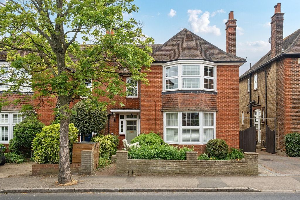 Property photo 1 of 11 Picture No. 27