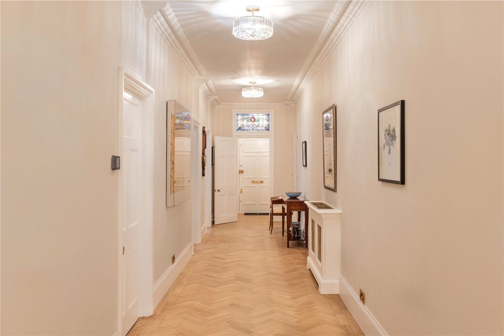 Property photo 3 of 23 Picture No. 38