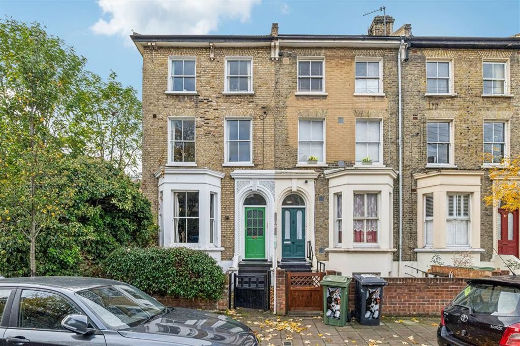 Property photo 2 of 11