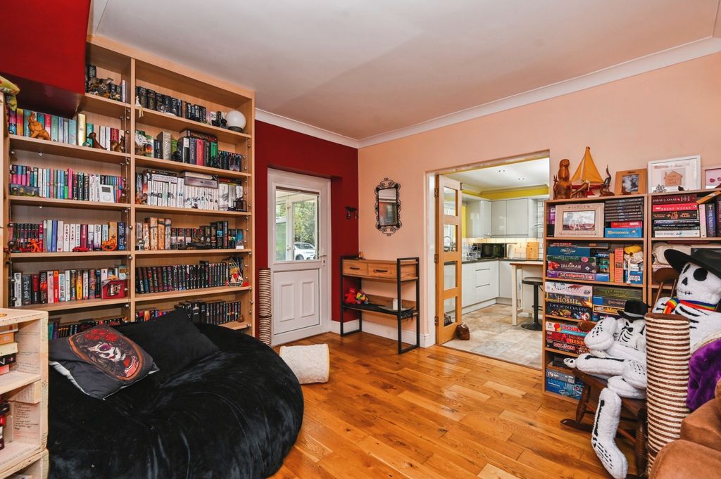 Property photo 3 of 15 Living Room