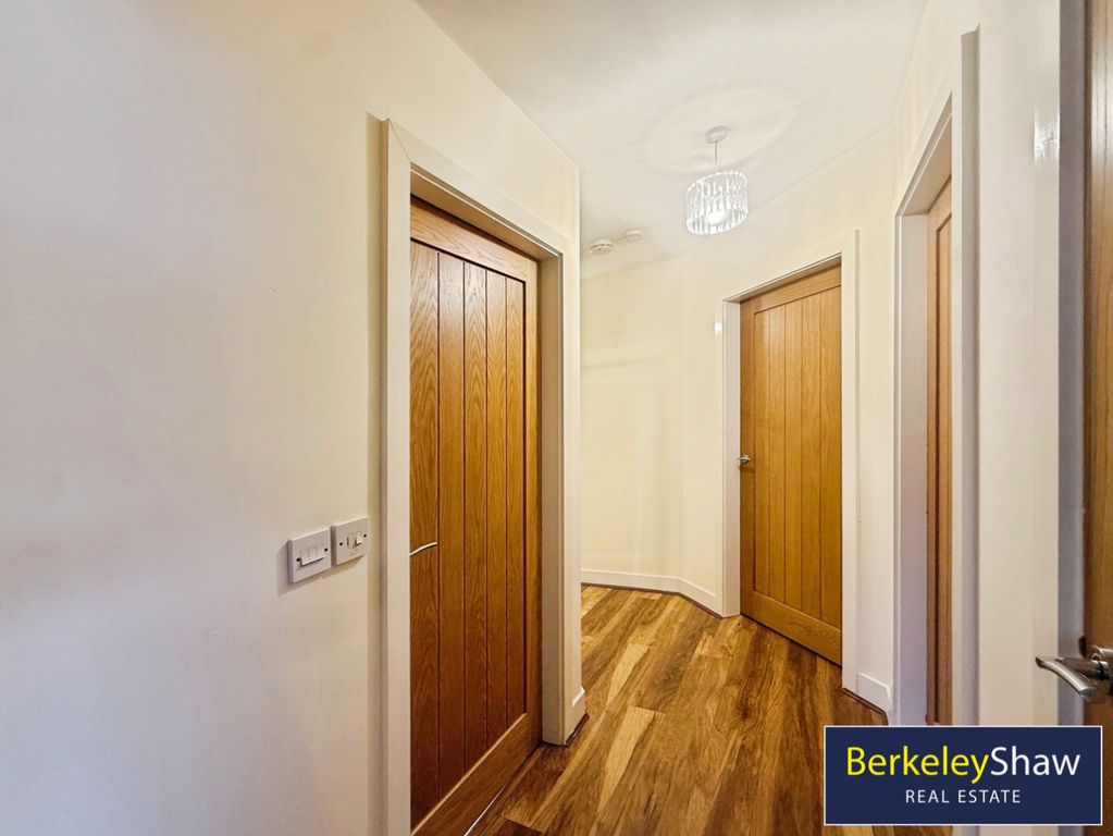 Property photo 3 of 15 Pbox-Img.Jpg