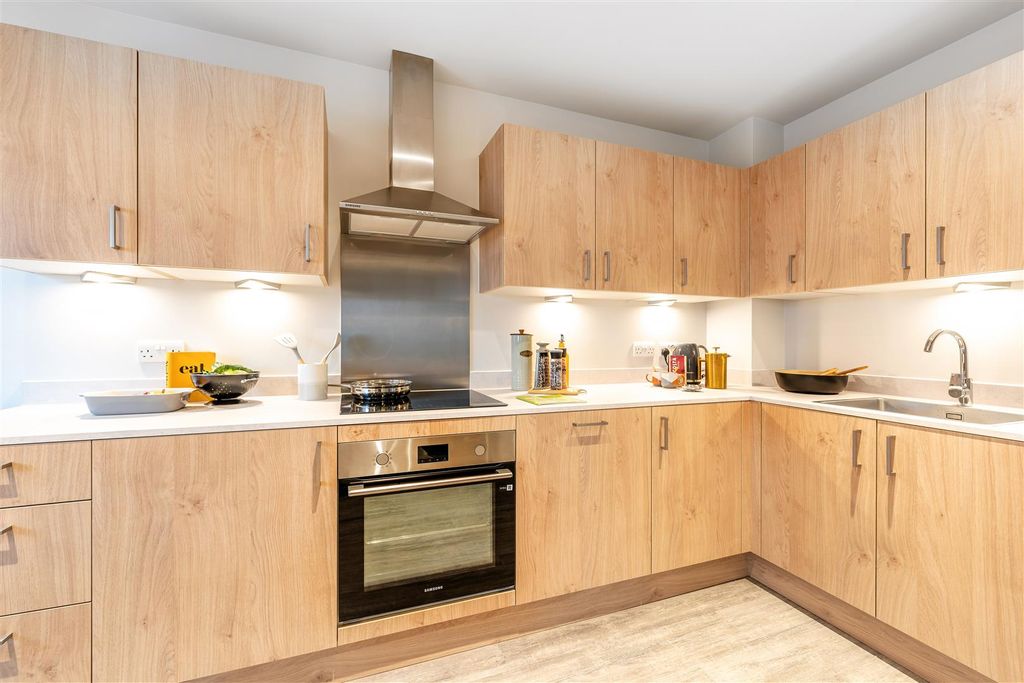 Property photo 2 of 11 So Resi_Wembley_High Res-10.Jpg