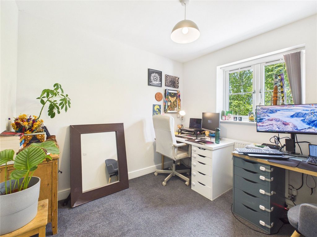 Property photo 2 of 10 Picture No. 02