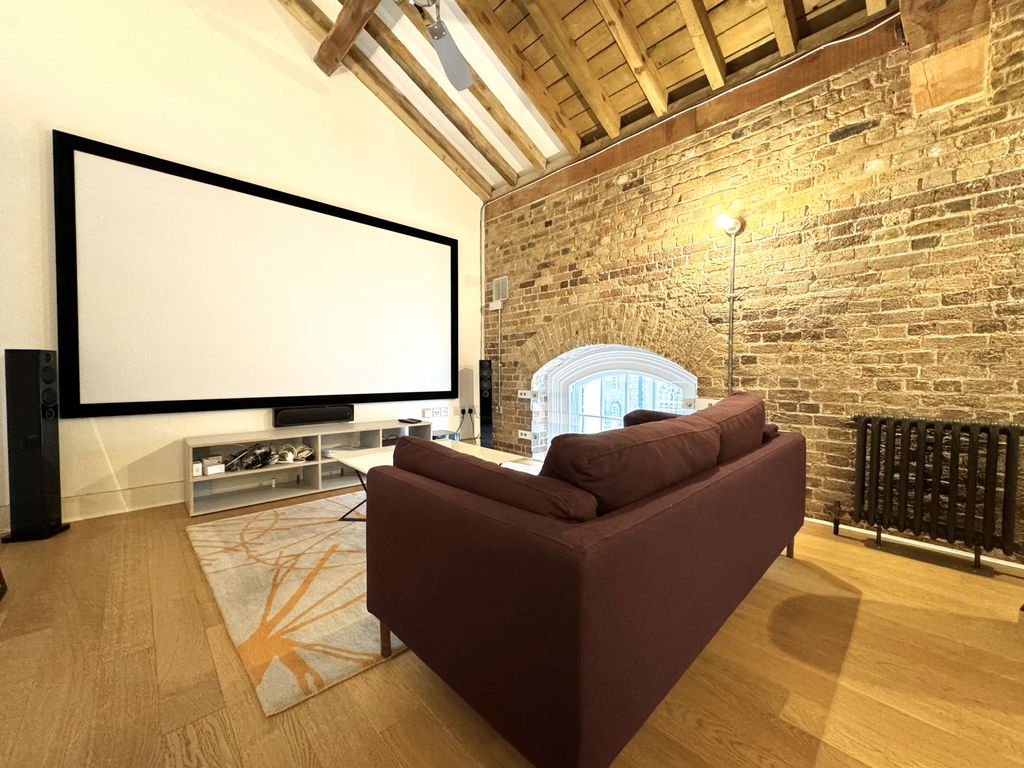 Property photo 2 of 16 Gallery