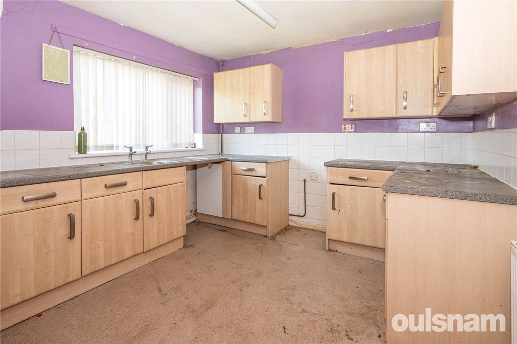 Property photo 2 of 15 Picture No. 19