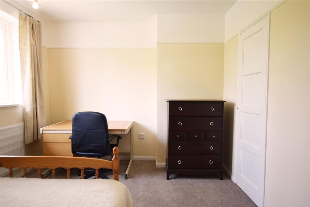 Property photo 3 of 16 15.Jpg