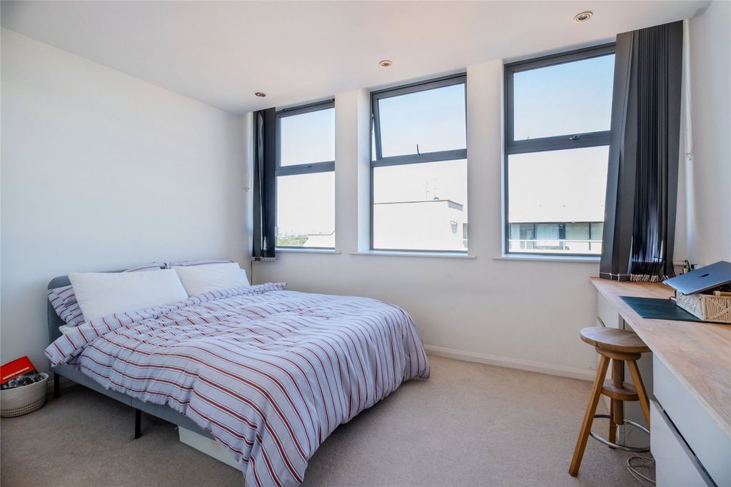 Property photo 2 of 6 Picture No. 02