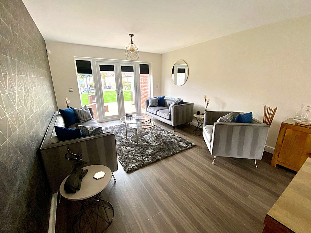 Property photo 2 of 29