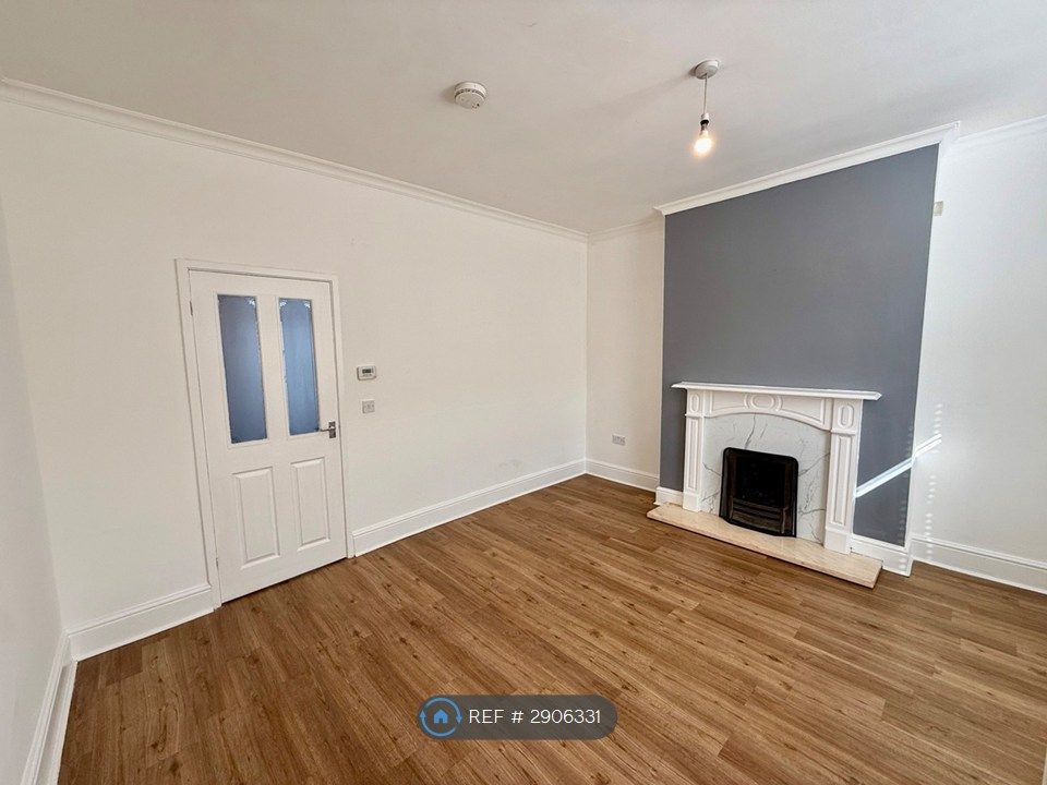 Property photo 3 of 26