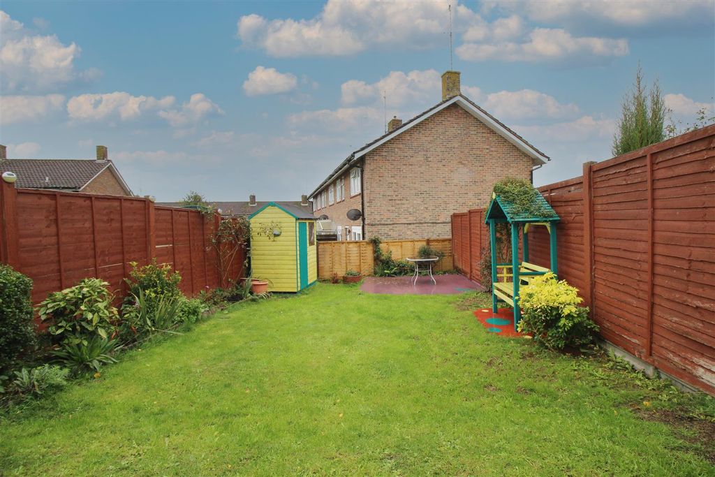 Property photo 1 of 9 Garden.Jpg