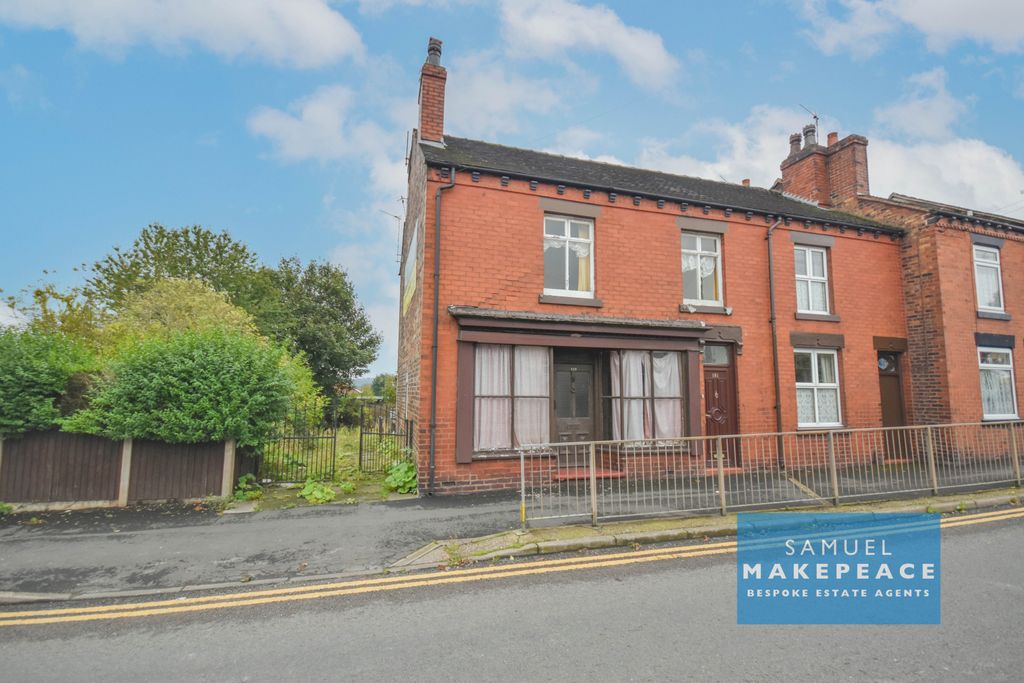 Property photo 1 of 16 Six Bedroom Semi Detached Property