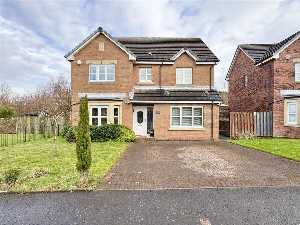 Property photo 1 of 22 External