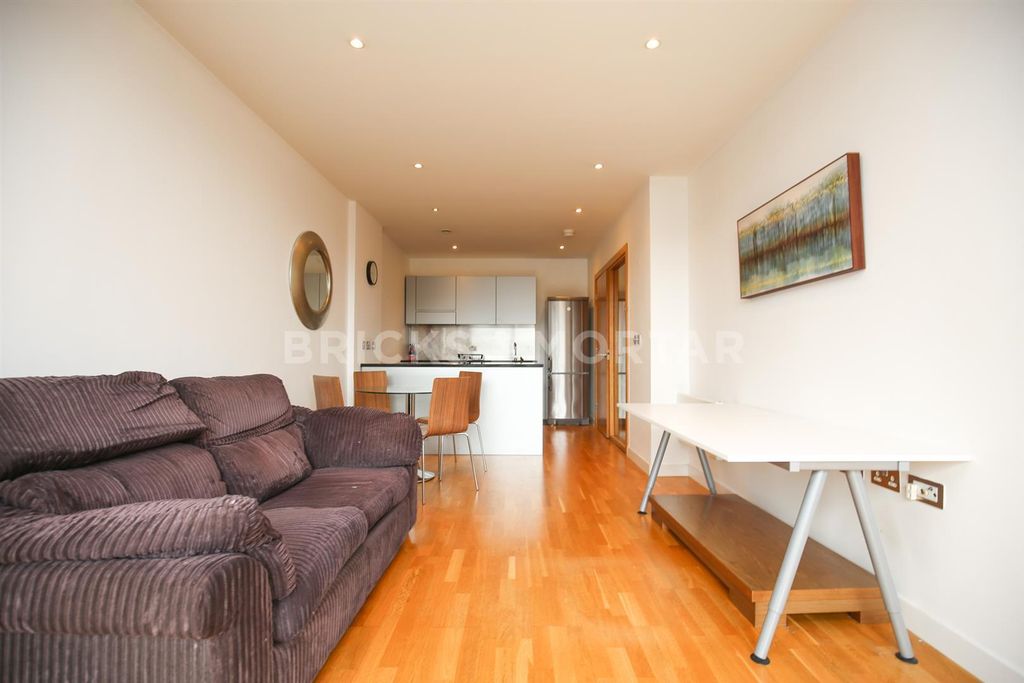 Property photo 3 of 9 3.Jpg